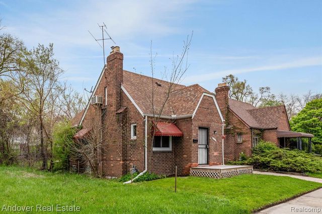 15431 Cruse Street, Detroit, MI 48227