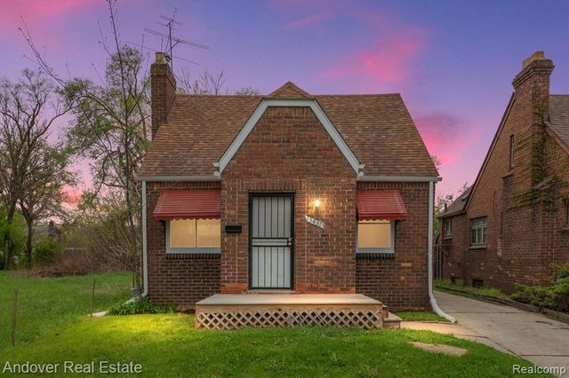 15431 Cruse Street, Detroit, MI 48227