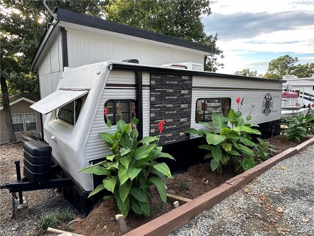 108 Cedar Lane, New London, NC 28127