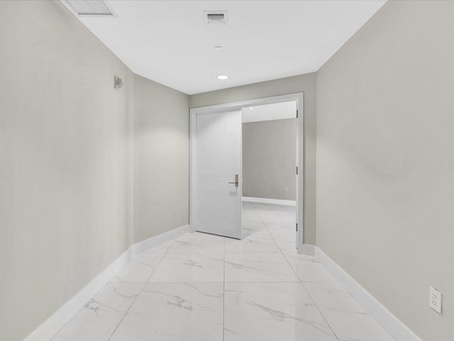 701 N Fort Lauderdale Beach Boulevard N 802, Fort Lauderdale, FL 33304