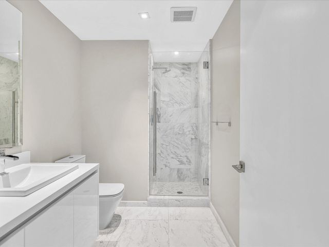 701 N Fort Lauderdale Beach Boulevard N 802, Fort Lauderdale, FL 33304