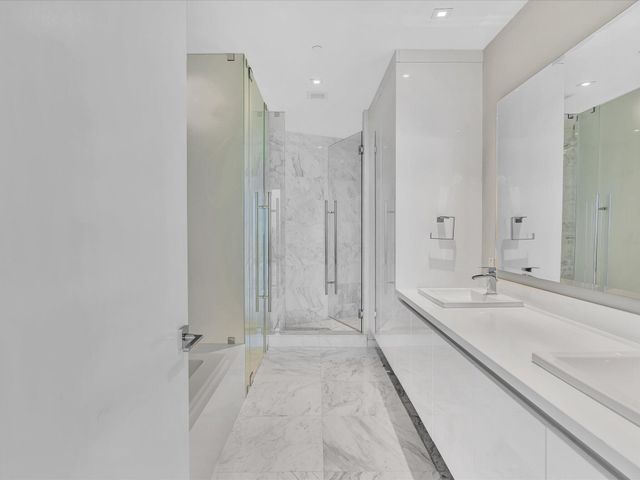 701 N Fort Lauderdale Beach Boulevard N 802, Fort Lauderdale, FL 33304