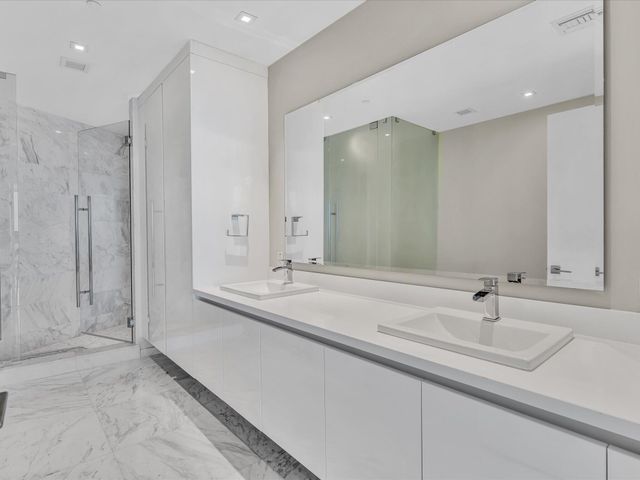 701 N Fort Lauderdale Beach Boulevard N 802, Fort Lauderdale, FL 33304
