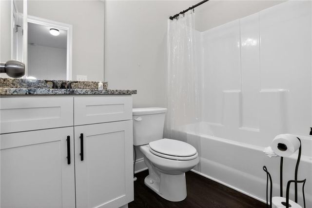 1902 Glen Ivy 19, Marietta, GA 30062