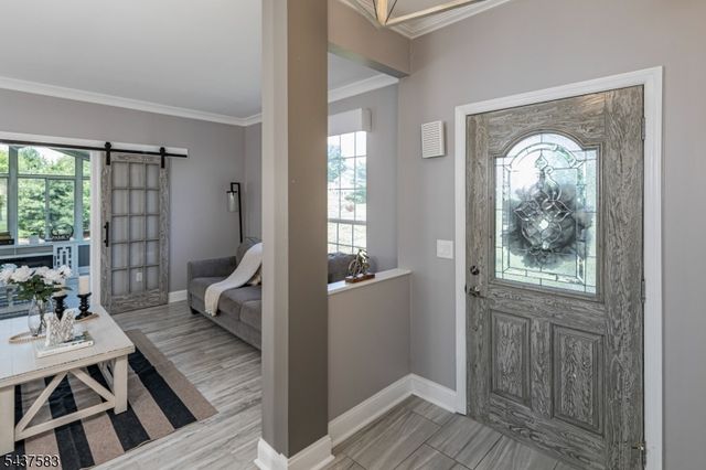 29 Sutphin Rd, Raritan Twp., NJ 08822