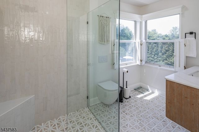 29 Sutphin Rd, Raritan Twp., NJ 08822