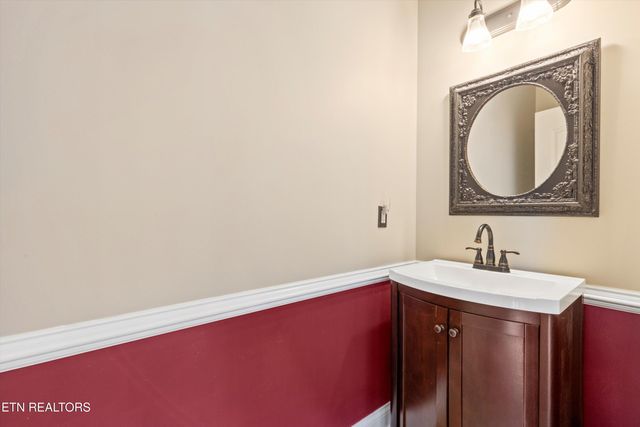 12453 Amberset Drive, Knoxville, TN 37922