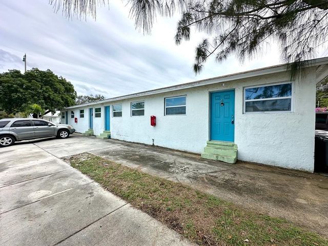 3415 Broadway Avenue 3, West Palm Beach, FL 33407