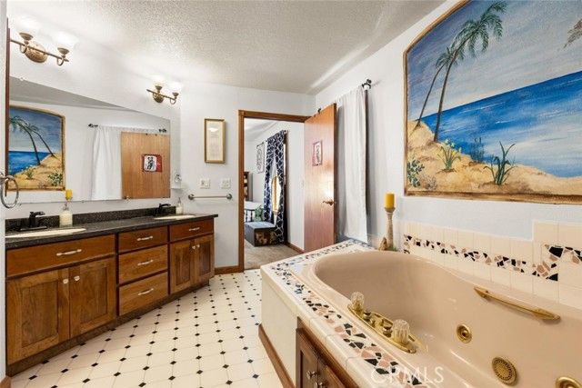 45 Lighthouse Lane, Bangor, CA 95901