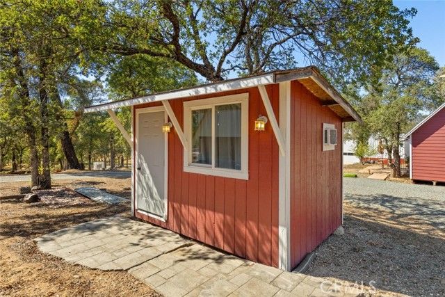 45 Lighthouse Lane, Bangor, CA 95901