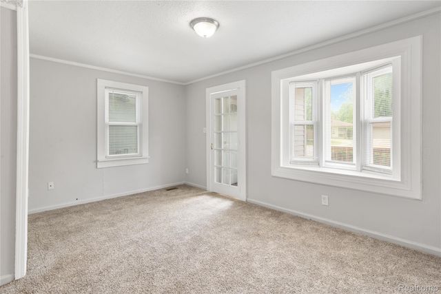 2814 Crooks Road, Royal Oak, MI 48073