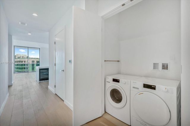 9201 E Bay Harbor Dr 710, Bay Harbor Islands, FL 33154