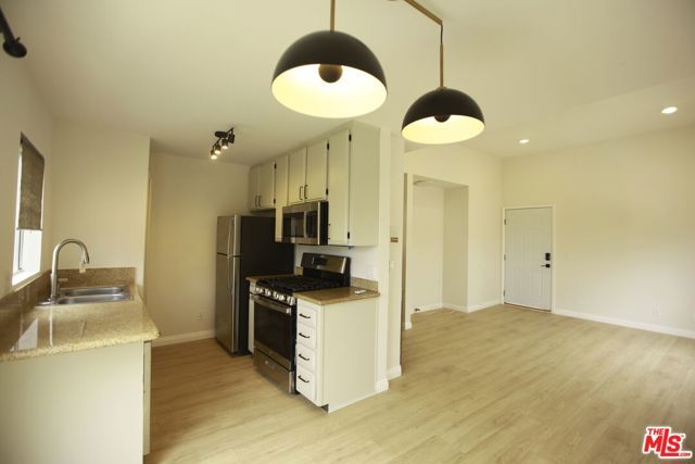 833 S Orange Grove Avenue 5, Los Angeles, CA 90036