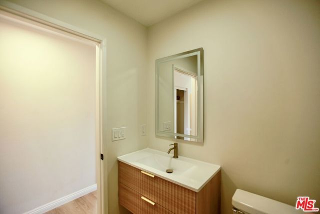 833 S Orange Grove Avenue 5, Los Angeles, CA 90036