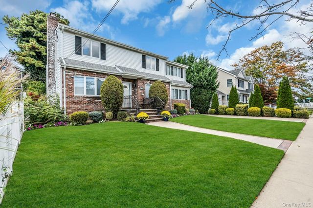 2730 Remsen Street, Baldwin, NY 11510