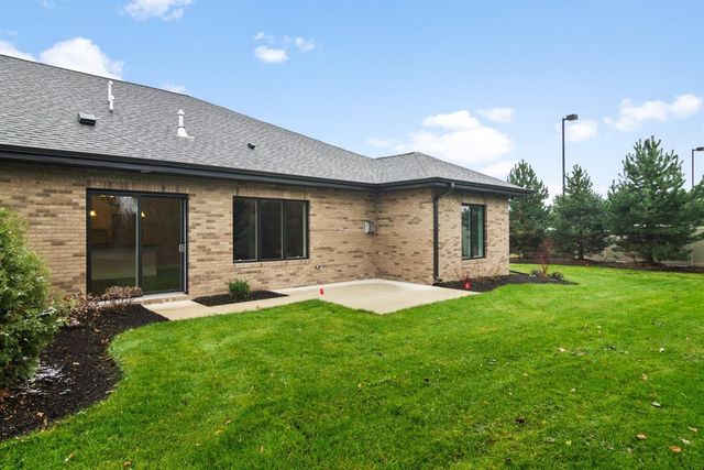 8422 Shell Drive, St. John, IN 46373