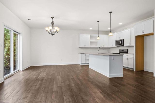 8422 Shell Drive, St. John, IN 46373