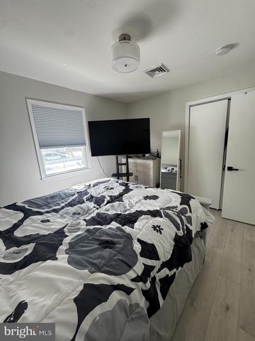 6 ALMOND AVE, Browns Mills, NJ 08015