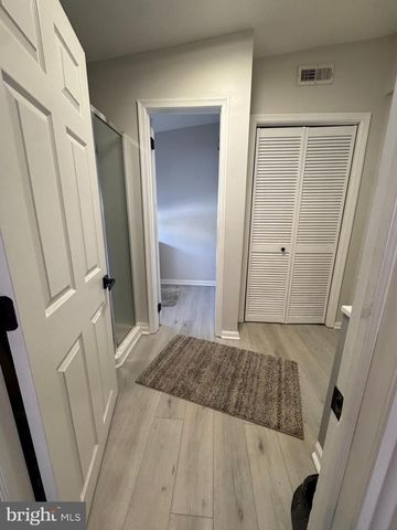 6 ALMOND AVE, Browns Mills, NJ 08015