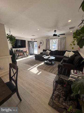 6 ALMOND AVE, Browns Mills, NJ 08015