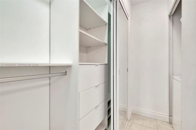 2901 S Bayshore Drive 16G, Miami, FL 33133