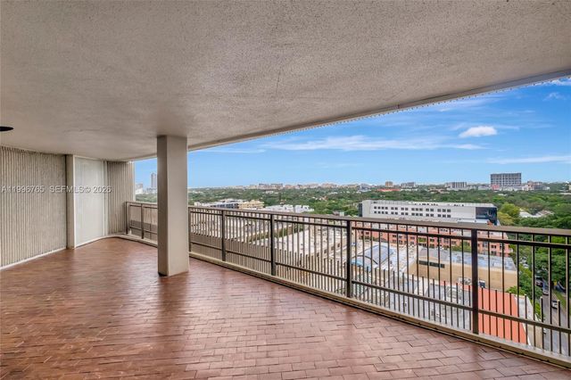 2901 S Bayshore Drive 16G, Miami, FL 33133