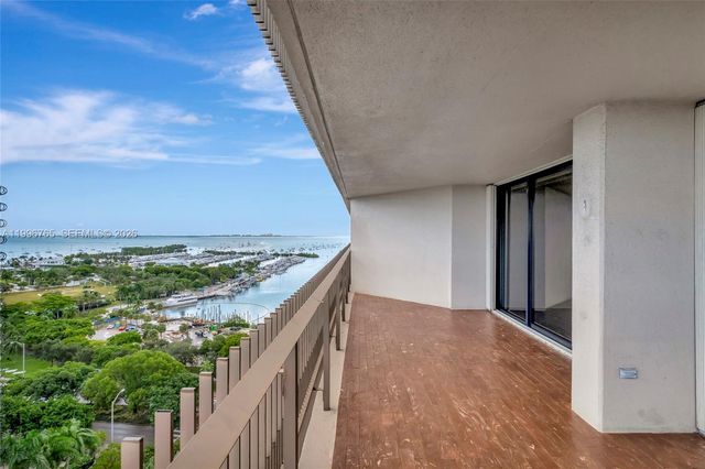 2901 S Bayshore Drive 16G, Miami, FL 33133