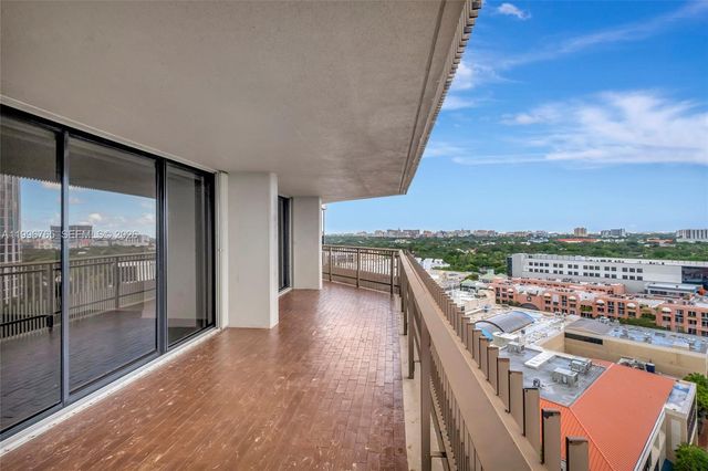 2901 S Bayshore Drive 16G, Miami, FL 33133