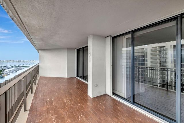 2901 S Bayshore Drive 16G, Miami, FL 33133