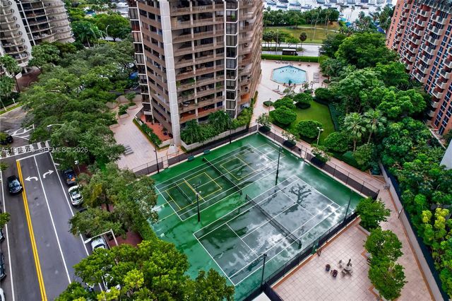 2901 S Bayshore Drive 16G, Miami, FL 33133