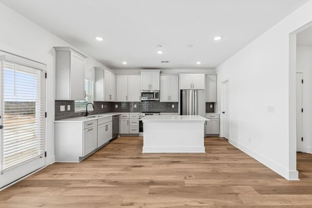 301 Strong Street, Columbia, TN 38401