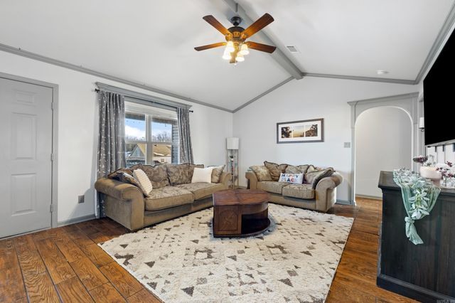 19 Sooiee Cove, Austin, AR 72007