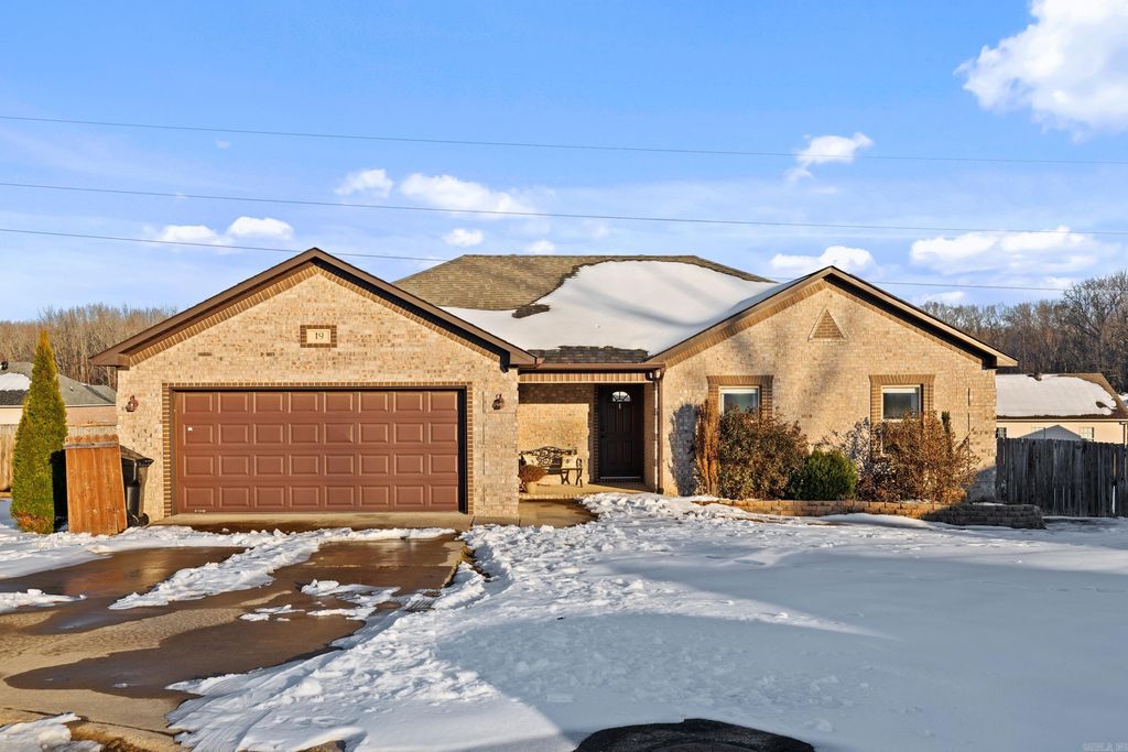 19 Sooiee Cove, Austin, AR 72007