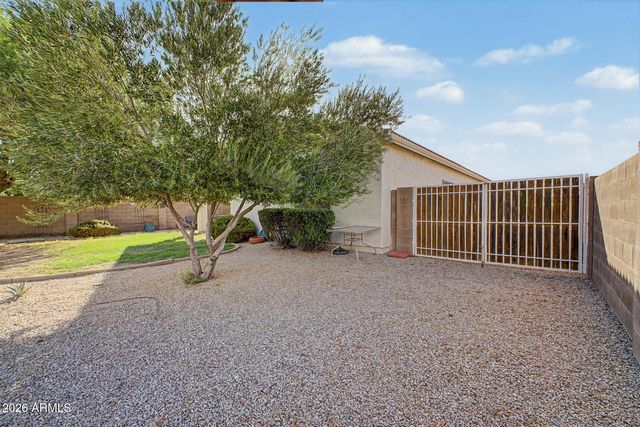 29029 N SHANNON Drive, San Tan Valley, AZ 85143
