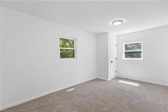 8480 Green Level RD, Ivor, VA 23866