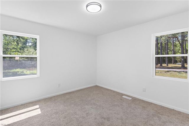 8480 Green Level RD, Ivor, VA 23866