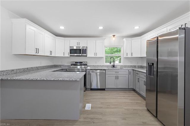 8480 Green Level RD, Ivor, VA 23866