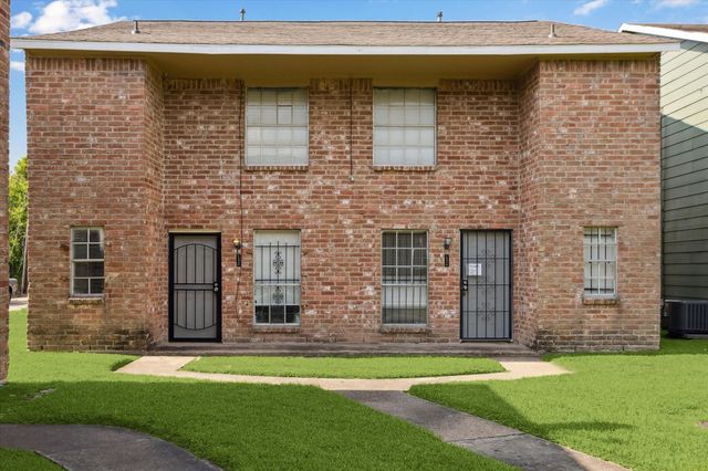 12318 Ormandy Street, Houston, TX 77085