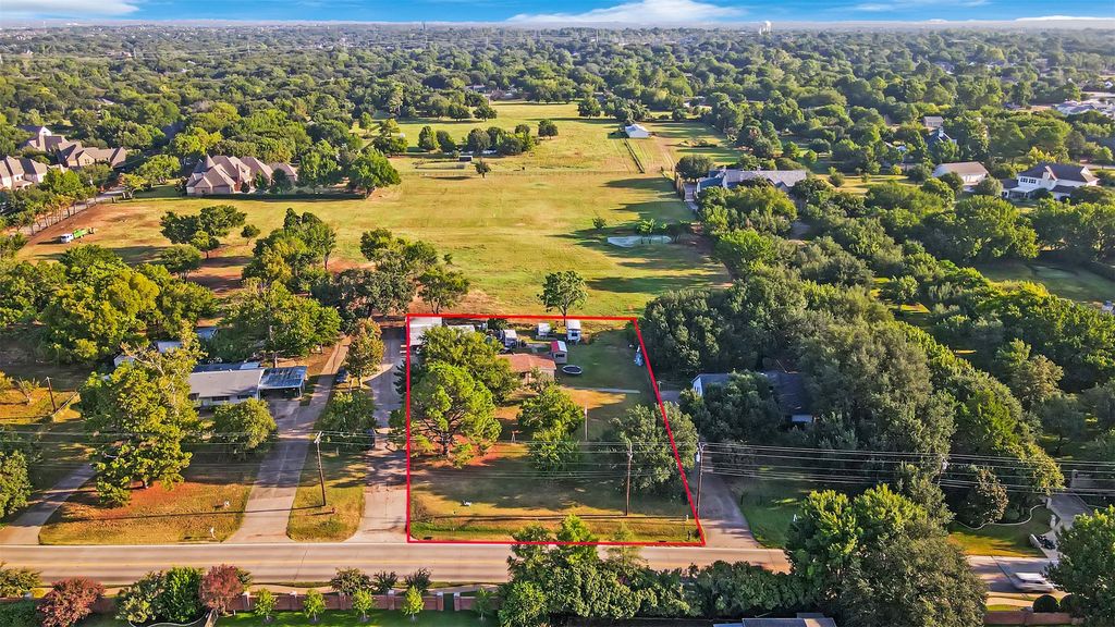 112 Glade Road, Colleyville, TX 76034