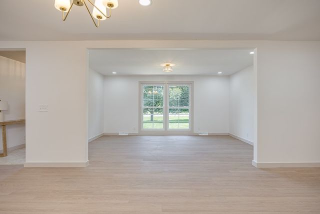 1707 Hillsboro Rd, Franklin, TN 37069