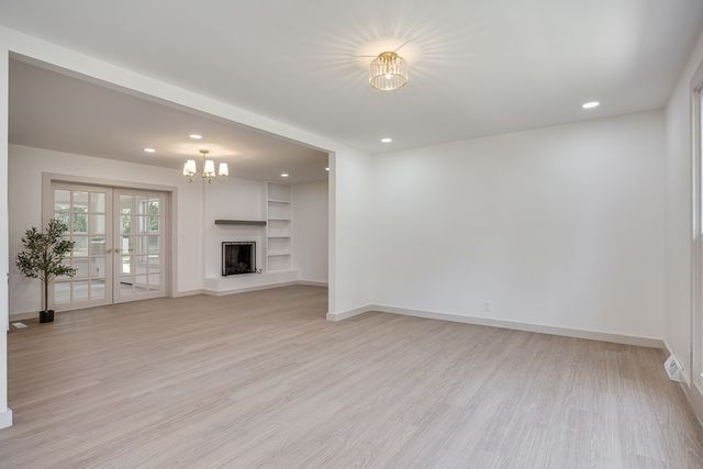 1707 Hillsboro Rd, Franklin, TN 37069