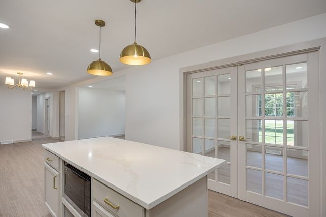 1707 Hillsboro Rd, Franklin, TN 37069