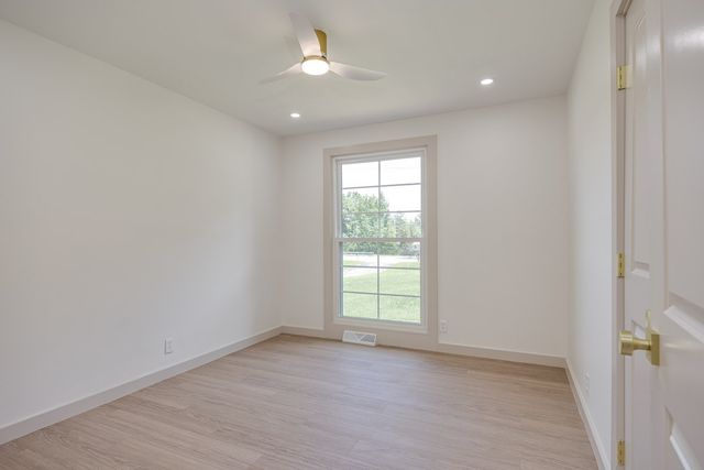 1707 Hillsboro Rd, Franklin, TN 37069