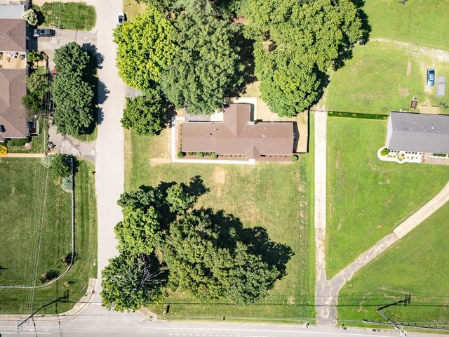 1707 Hillsboro Rd, Franklin, TN 37069