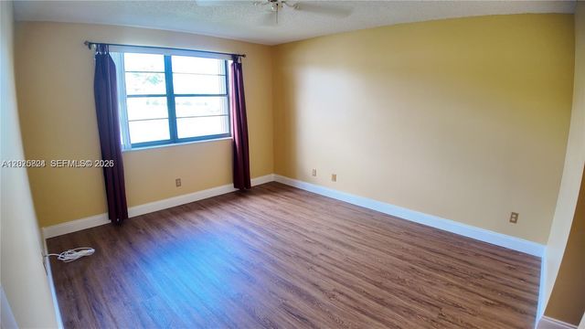 9577 W Mcnab Rd 110, Tamarac, FL 33321