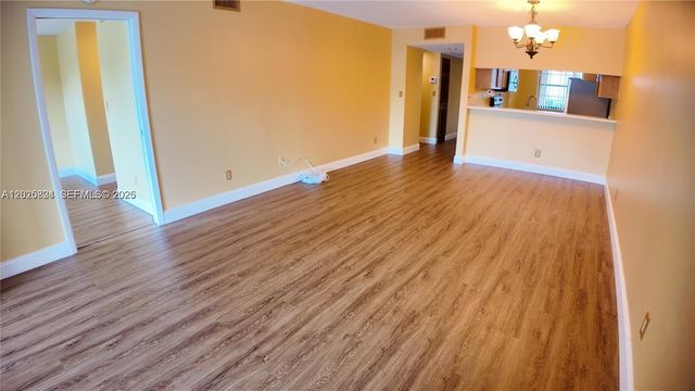 9577 W Mcnab Rd 110, Tamarac, FL 33321