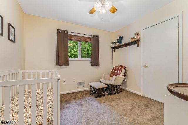 7 Sunshine Dr, Alexandria Twp., NJ 08867