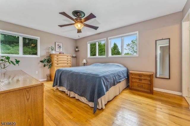 7 Sunshine Dr, Alexandria Twp., NJ 08867