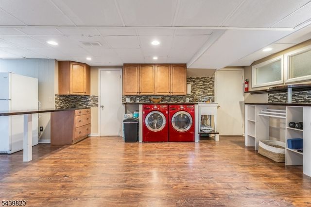 7 Sunshine Dr, Alexandria Twp., NJ 08867