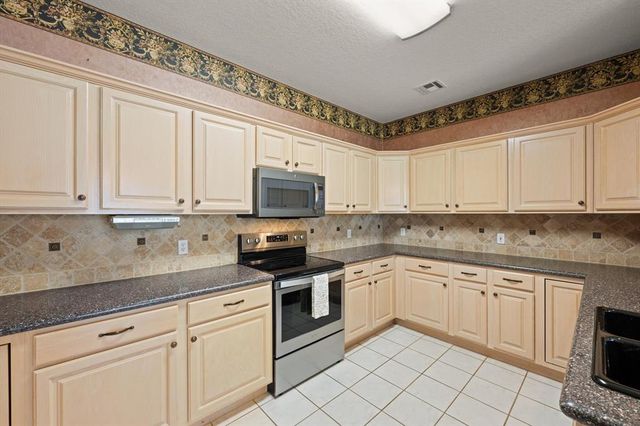 15800 Napa Ridge, Edmond, OK 73013